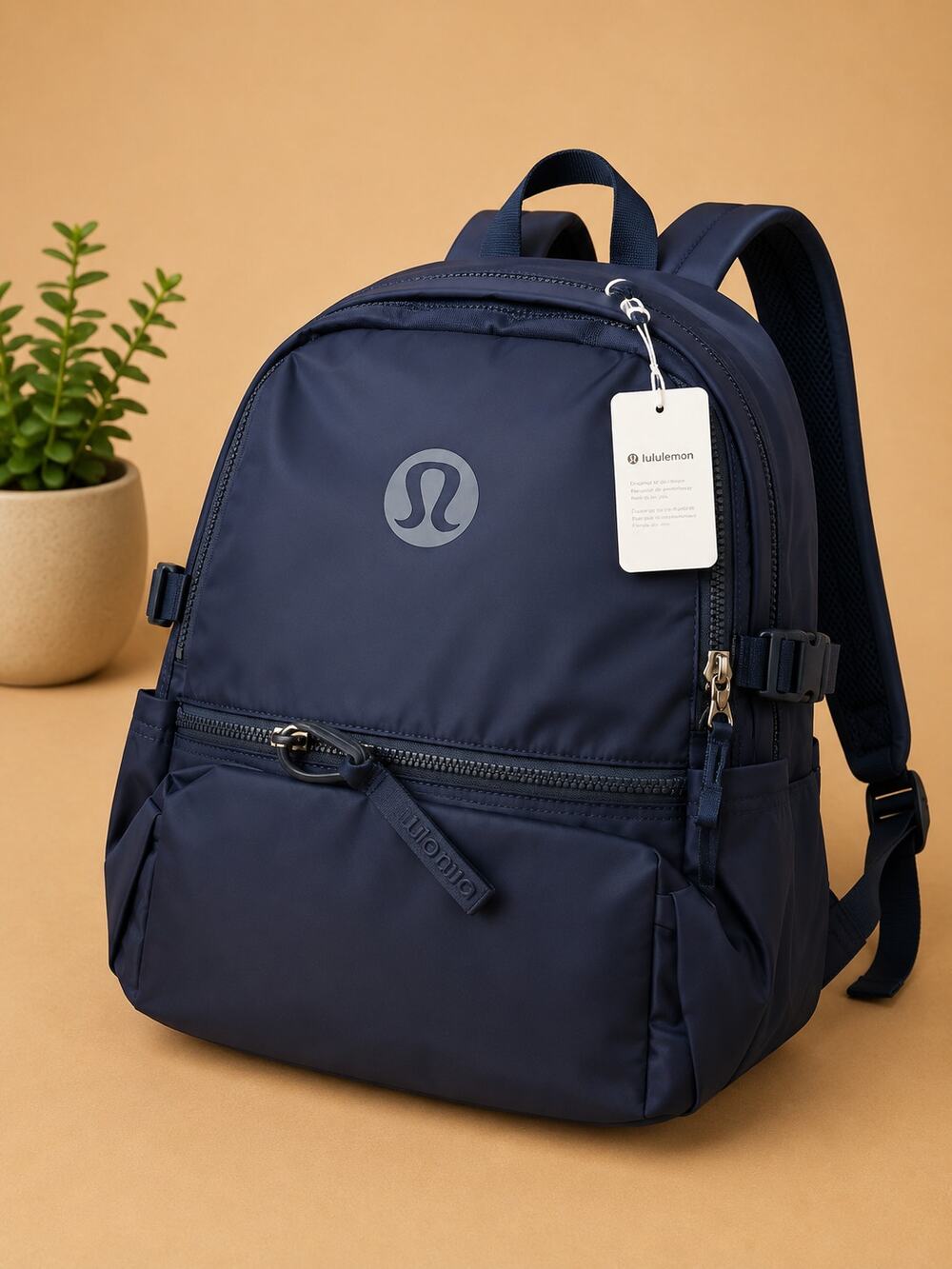 NWT lululemon Unisex New Crew Backpack (Navy)